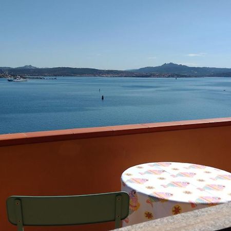 Appartamentino Panoramico...Con Finestra Sul Mare! Ла-Маддалена Екстер'єр фото