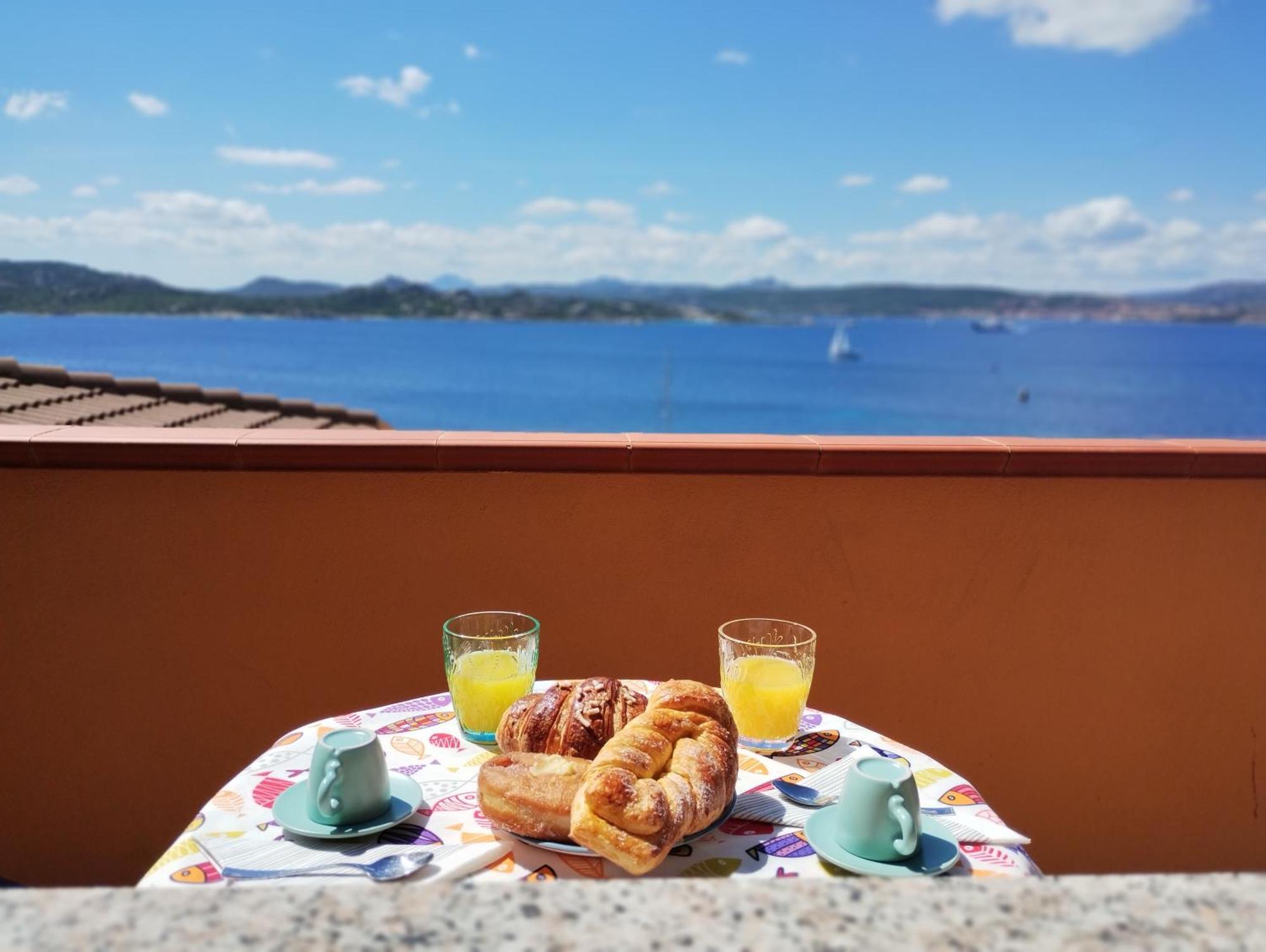 Appartamentino Panoramico...Con Finestra Sul Mare! Ла-Маддалена Екстер'єр фото