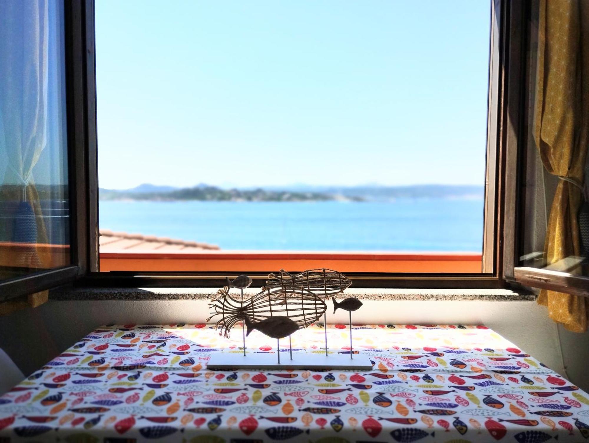 Appartamentino Panoramico...Con Finestra Sul Mare! Ла-Маддалена Екстер'єр фото